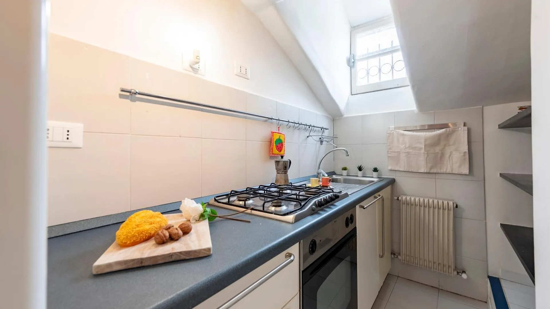 Lovely House In Boccadasse - Happy Rentals Genova 0*,  Olaszország